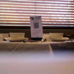 GUIDE TO RESTAURANT BOOTH TABLES DIMENSIONS.jpg