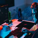 Bridging Worlds: The Impact of Portable Devices on MMO and MMORPG Accessibility