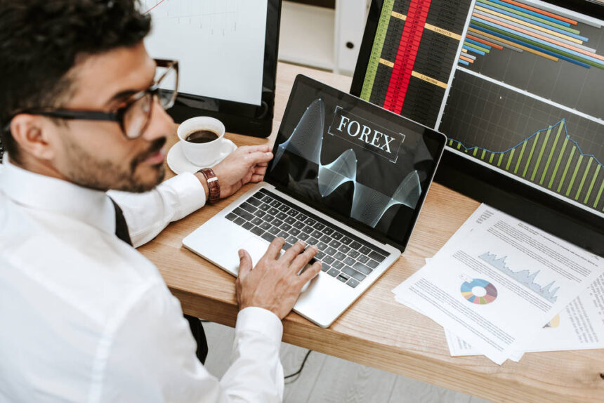 Why Forex Beginners Should Learn to Read the Market Before Making a Trade